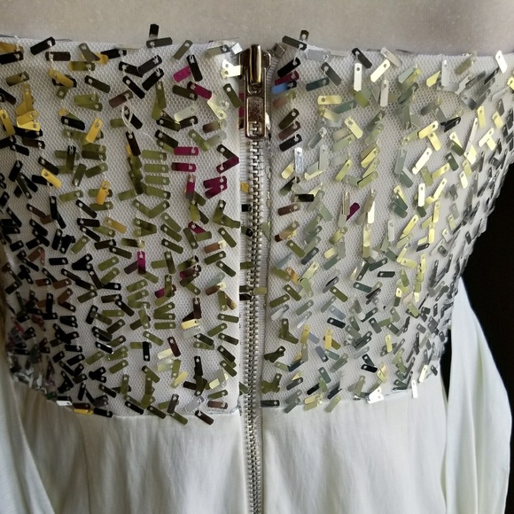 Sleeveless v neck sequined dress with pockets - Picture 8 of 8